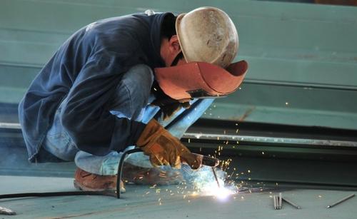 自循環(huán)焊煙凈化器無需鋪設(shè)管道，治理焊接煙塵更智能 (2).jpg