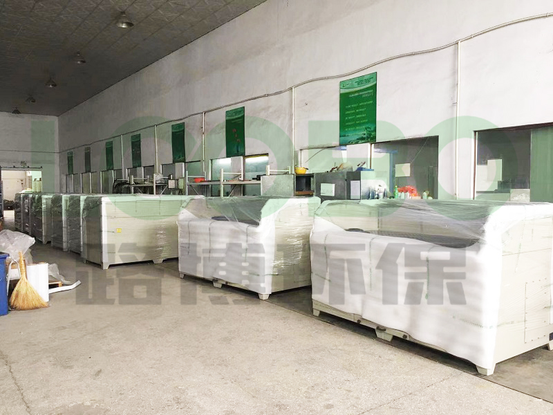 打磨拋光車間粉塵污染嚴重，打磨除塵臺安排上，車間空氣瞬間干凈了