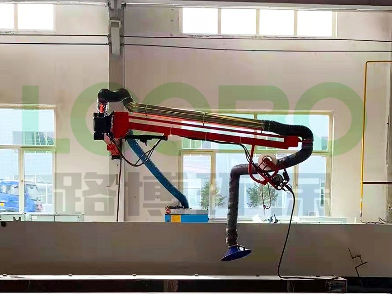 錦上添花|一款擁有除塵功能的焊機送絲機延長支架吸氣臂，焊接與除塵優(yōu)勢結合，游刃有余