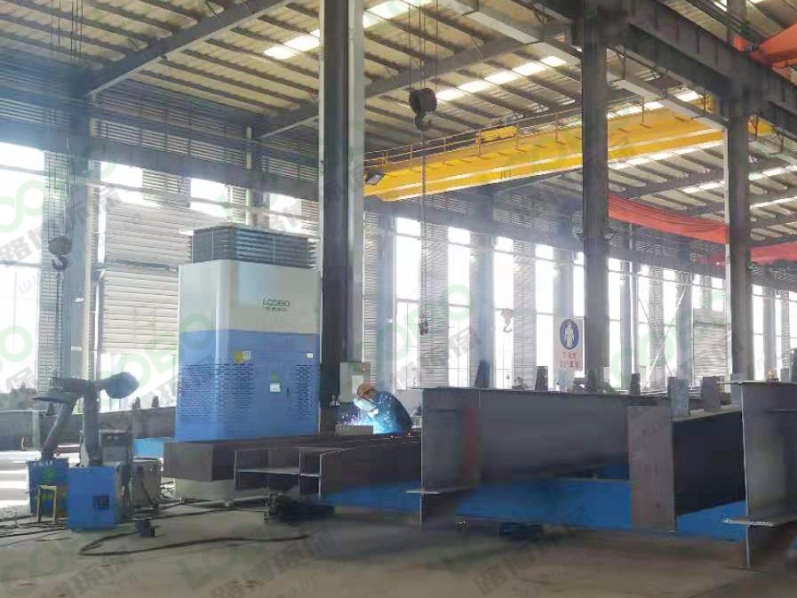 高效凈化，循環(huán)利用，自循環(huán)煙塵凈化一體機(jī)，助力綠色生產(chǎn)，打造無塵車間.jpg